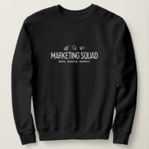 Équipe de marketing – Données. Acharnement. Répéte