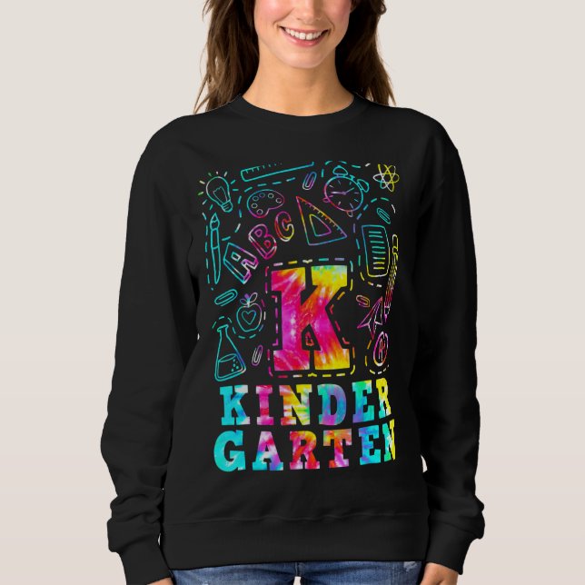 Sweatshirt Équipe Tie Dye Kindergarten Typographie maternelle (Devant)