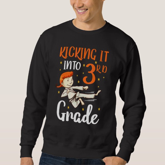 Sweatshirt faisant du tae kwon do de 3e année fille karaté pr (Devant)