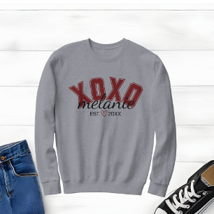 Sweatshirt gris avec université et type de script