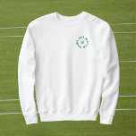 Sweatshirt Jeu Match Monogramme Vert Femme Tennis Whites<br><div class="desc">Match de jeu,  monogramme vert,  tennis blancs sweatshirts. Personnalisez avec votre initiale. Parfait pour un tournoi de tennis local,  en cadeau pour un amoureux du tennis ou pour une soirée de bachelorette à thème de tennis. Conçu pour correspondre à notre collection de jeu Match Tennis.</div>