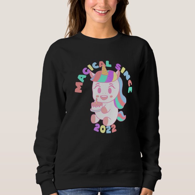 Sweatshirt Magique depuis 2022 Unicorn 1er anniversaire (Devant)