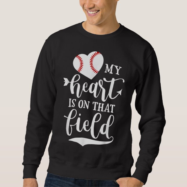 Sweatshirt Mon coeur est sur ce terrain de baseball softball  (Devant)