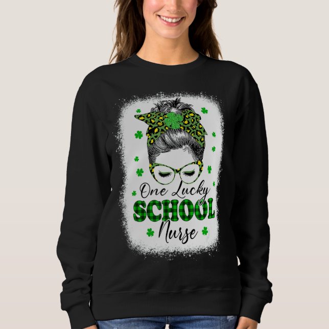 Sweatshirt One Lucky School Nurse Leopard Shamrock St Patrick (Devant)