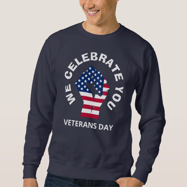 Sweatshirt Patriotique Américain NOUS VOUS CÉLÉBRONS Jour des (Devant)