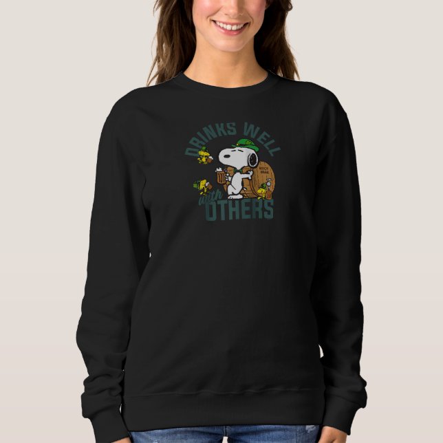 Sweatshirt Peanuts St Patrick's Day Boit bien avec d'autres R (Devant)