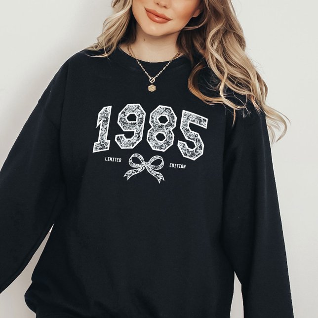 Sweatshirt Personnalisé 40e anniversaire 1985 Lace Coquette B (Créateur téléchargé)