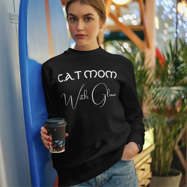 Sweatshirt Pet Lover White Script Cat Mom Personalized Black (Créateur téléchargé)