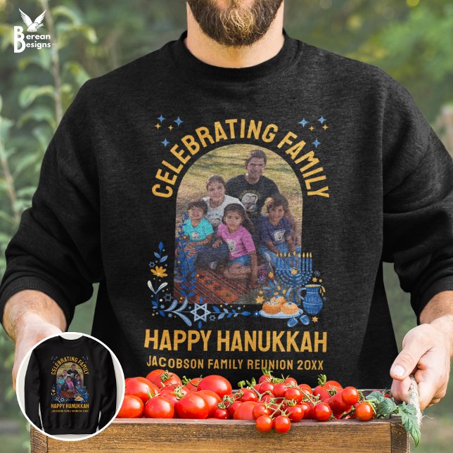 Sweatshirt Photo personnalisable HANOUKKA FAMILLE REUNION (Stylish CELEBRATING FAMILY Happy Hanukkah matching sweatshirt with CUSTOMIZABLE PHOTO AND TEXT )
