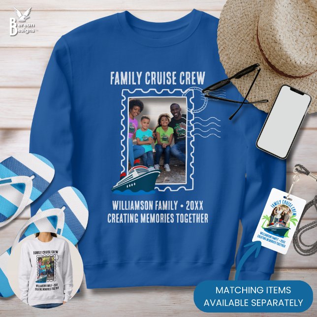 Sweatshirt Postage Photo FAMILY CRUISE CREW Holiday Travel (FAMILY CRUISE CREW sweatshirt with custom photo and text. Ideal for group destination vacations)