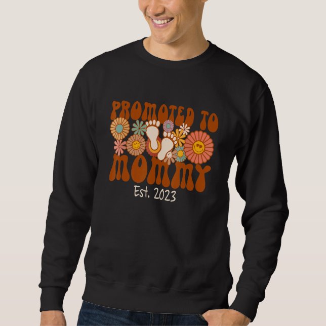 Sweatshirt Promoted To Mommy 2023 Groovy Pregnancy Announceme (Devant)