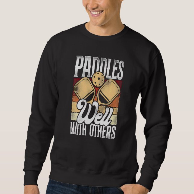 Sweatshirt Raquettes de Pickleball Rétro S'entendent Bien Ave (Devant)