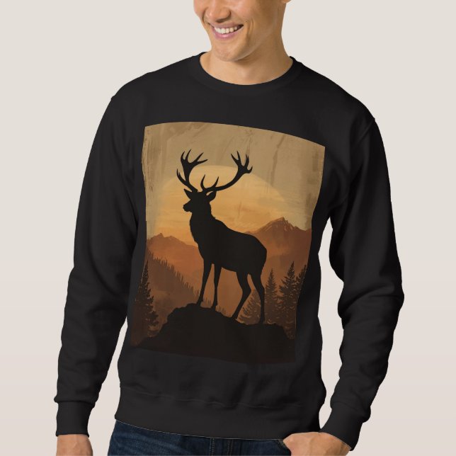 Sweatshirt Silhouette majestueuse de cerf au coucher du solei (Devant)
