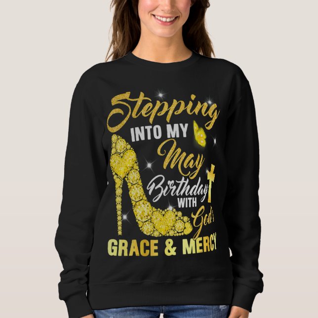 Sweatshirt Stepping Into My May Birthday (Devant)