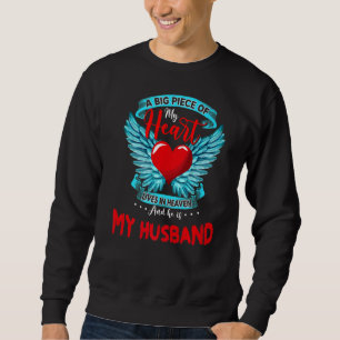 Sweatshirt Un Gros Morceau De Mon Coeur Vit Au Ciel Il Est Mo