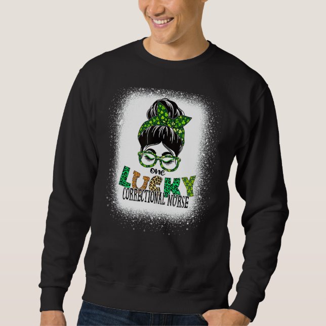Sweatshirt Une infirmière de correction chanceuse St patrick  (Devant)