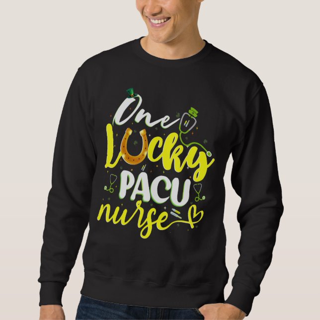 Sweatshirt Une infirmière Lucky Pacu Cool St Patrick S Day Pa (Devant)