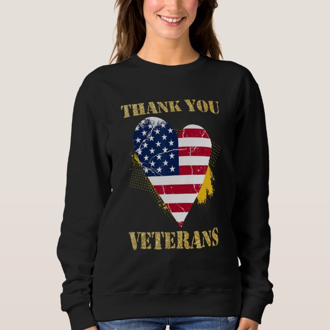 Sweatshirt Veterans Day with American flag for Men Dad Women  (Devant)