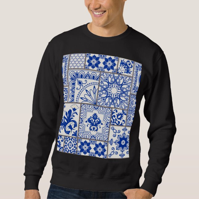 Sweatshirt Victorian Majolica : Patchwork Tile Motif. (Devant)