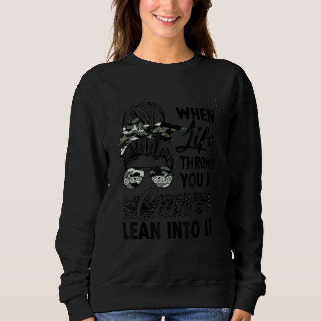 Sweatshirt When life throws you a curve  motorcycle saying qu (Devant)