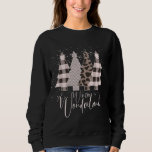 Sweatshirt Winter Wonderland Christmas Tree Buffalo Plaid Leo<br><div class="desc">Hiver Merveilles Arbre de Noël Buffalo Plaid Leopard</div>
