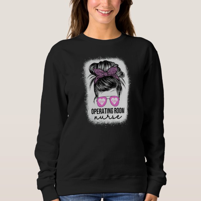 Sweatshirt Womens Operating Room Nurse Leopard Messy Bun OR N (Devant)