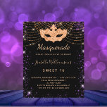 Sweet 16 mascarade noir violet invitation budget<br><div class="desc">Pour une soirée d'anniversaire à thème Sweet 16, 16e Masquerade. Un arrière - plan noir élégant. Décoré avec de la poussière de parties scintillant en faux or violet et un masque masqué doré. Personnalisez et ajoutez un nom, un âge et des détails de la fête. Le nom est écrit avec...</div>