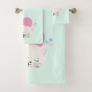 Sweet Kitty Chat Dormir avec un grand coeur rose