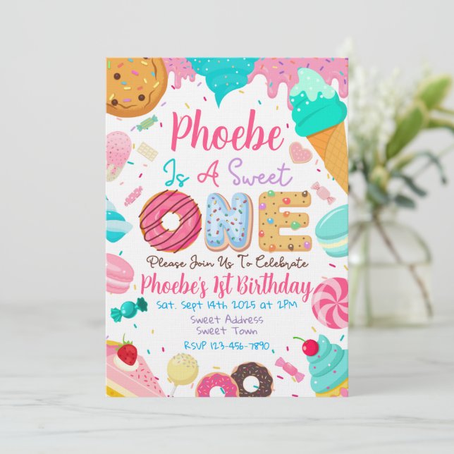 Sweet One First Birthday Party Invitation (Debout devant)