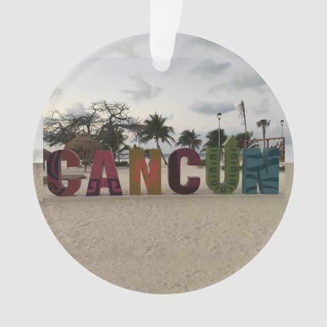Symbole de Cancun - Playa Delfines, Ornement du Me (devant)
