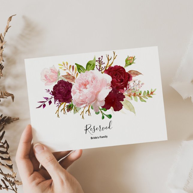 Symbole rouge tropical et romantique réservé (Créateur téléchargé)