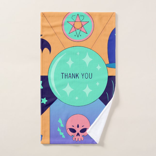 Symmetrical Abstract Pattern in Purple and White (Serviette à main)