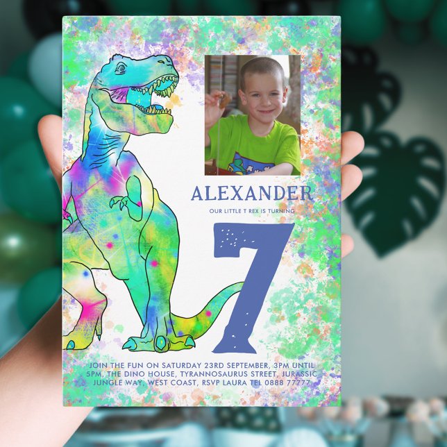T-Rex Dinosaur 7e Budget de fête d'anniversaire (T-Rex Dinosaur 7th birthday party photo invitation colorful dino and Jurassic jungle watercolor )