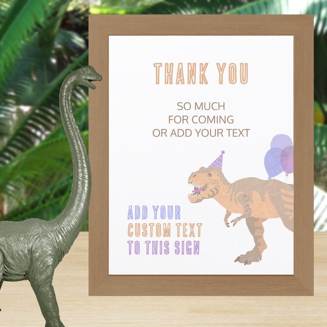 T-Rex Tan Dinosaur Anniversaire Signal entièrement (With three text sizes, this budget dinosaur birthday party sign is ready to be customized by you)