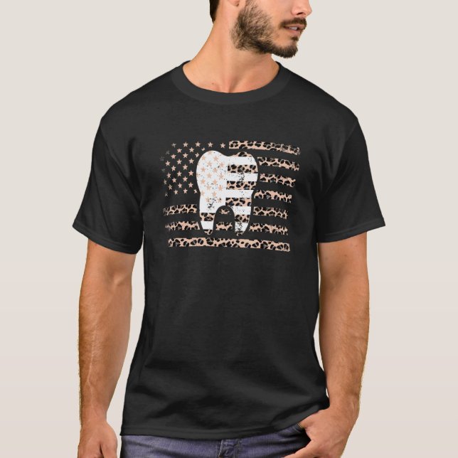 T-shirt 0 Dentiste Drapeau Américain Impression Léopard De (Devant)