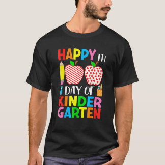 T-shirt 100 Days Of Kindergarten Teacher & Student Hearts 