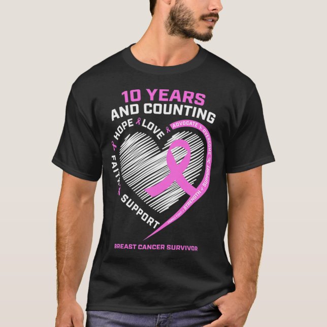 T-shirt 10 Ans Survivant Du Cancer Du Sein Chez Les Femmes (Devant)