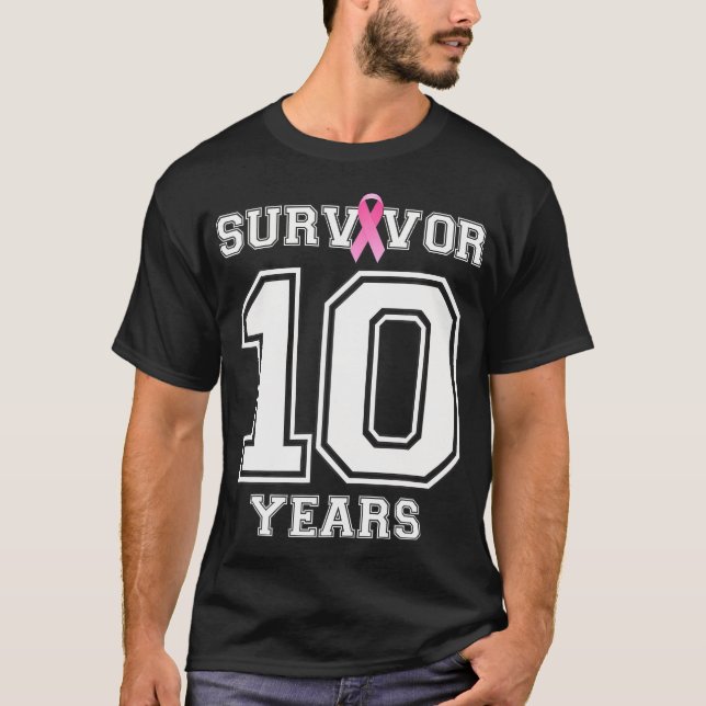 T-shirt 10 Ans Survivant Du Cancer Du Sein Pour Les Femmes (Devant)