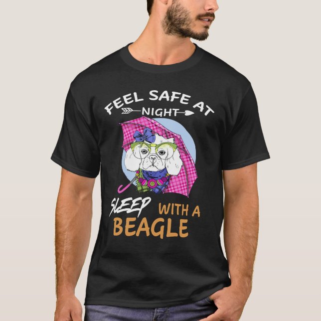 T-shirt 144 Sens En Sécurité La Nuit Sommeil Avec Un Beagl (Devant)