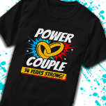 T-shirt 14e anniversaire Couples mariés 14 ans<br><div class="desc">This fun 14th wedding anniversary design is perfect for married 14 years to celebrate their marriage ! Great to celebrate with your husband or wife or for your parent's 14 year wedding anniversary party ! Objets "Power Couple - 14 Years Strong!" wedding anniversary quote w/ joined wedding rings in a...</div>