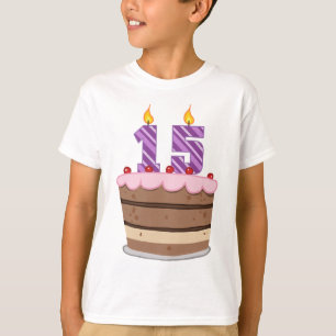 T-shirt 15 ans sur le gâteau d'anniversaire