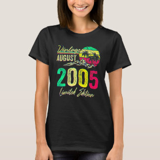 T-shirt 17 Yr Old Vintage August 2005 17th Birthday
