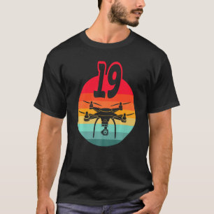 T-shirt 19e Anniversaire I Rétro Télécommande Drones Avec