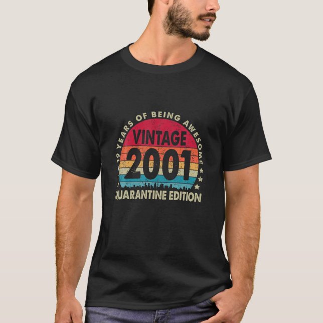 T-shirt 19e anniversaire Retro Limited Edition 2001 Quaran (Devant)
