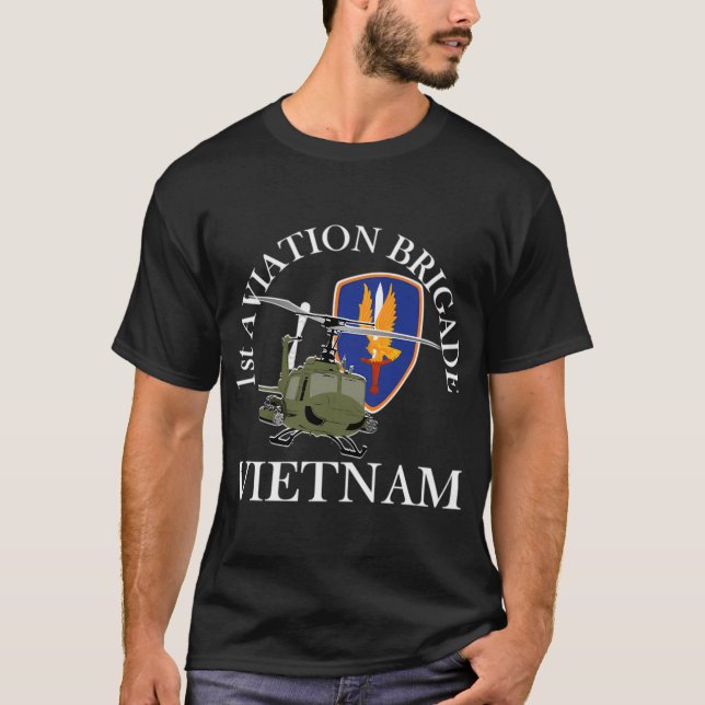 T-shirt 1Ere Brigade Aérienne Vietnam Vétérinaire Le Golde (Devant)