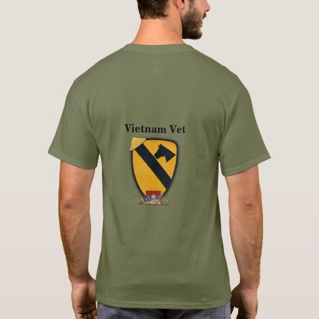 T-shirt 1ère équipe de vétérans de Cavalry Cav Airmobile (Dos)