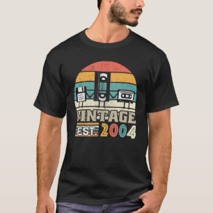 T-shirt 2004 Vintage Anniversaire Funny Music Tech Humour