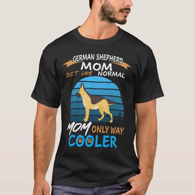 T-shirt 20 Allemand Shepherd Maman Comme Normal Maman Seul (Devant)