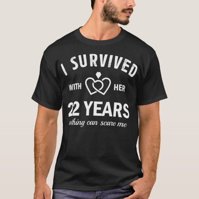 T-shirt 22e anniversaire de Mariage Voeux survécus 22 ans (Devant)