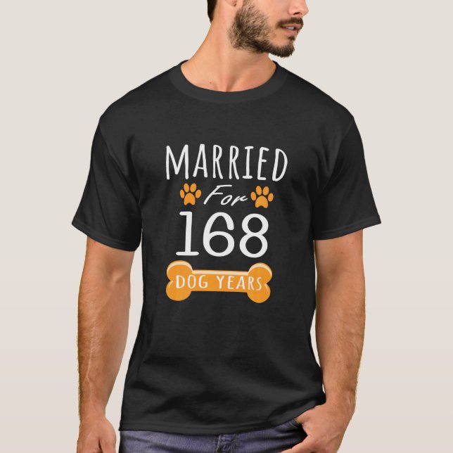 T-shirt 24e Anniversaire Amusant Marié Pour 168 Années De  (Devant)